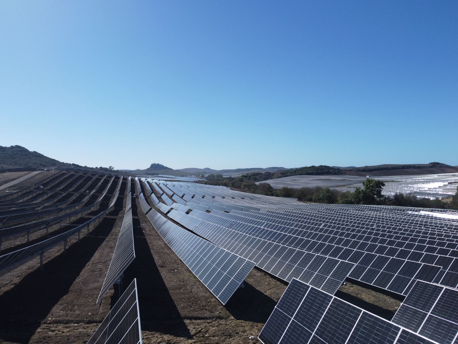 PV Hardware Secures Major Solar Tracker Supply Contract for Rabigh 2 Project in Saudi Arabia